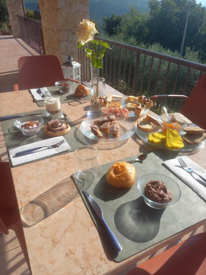 Bed and Breakfast La Terrazza In Collina Cavalo Zewnętrze zdjęcie