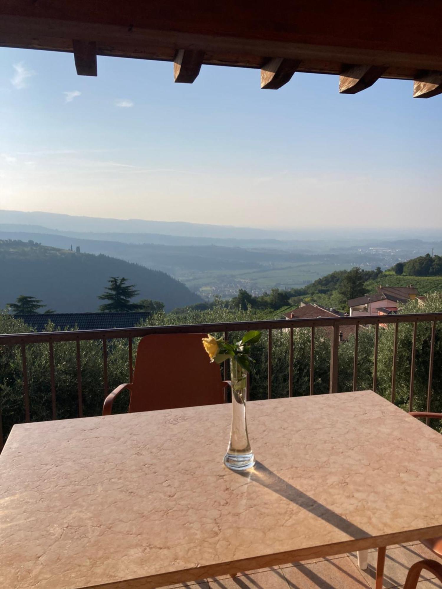 Bed and Breakfast La Terrazza In Collina Cavalo Zewnętrze zdjęcie